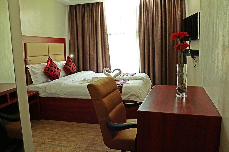 Cherry Midtown Hotel Olongapo Kamer foto