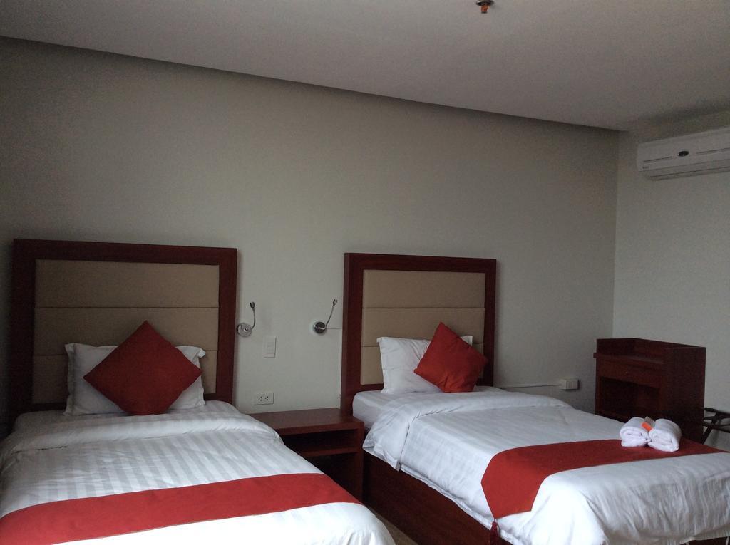 Cherry Midtown Hotel Olongapo Kamer foto